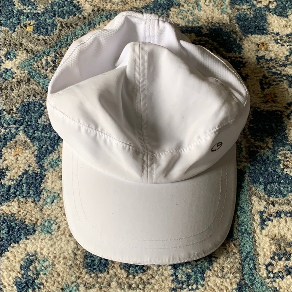 Workout white hat!